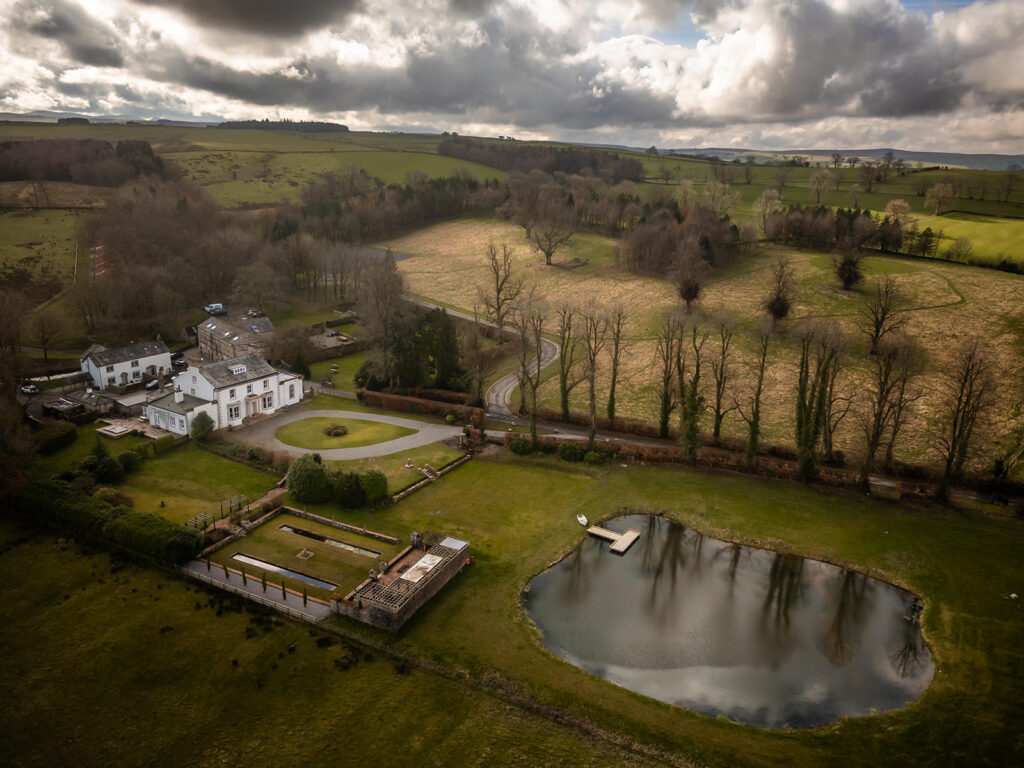 Laura & Matt - Holesfoot