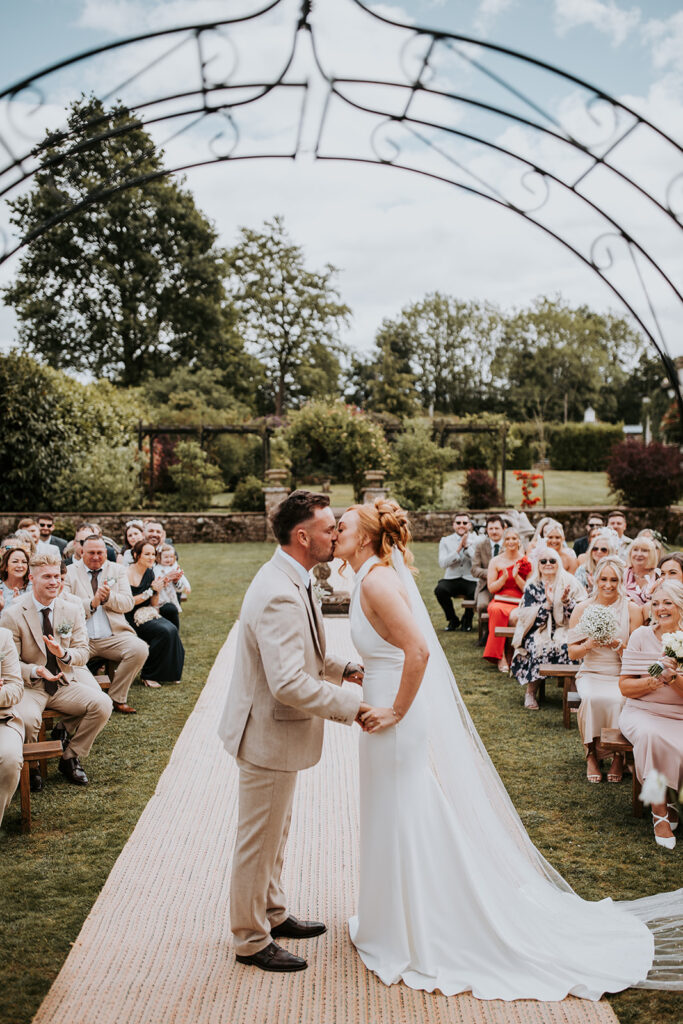 MELISSA + TROY